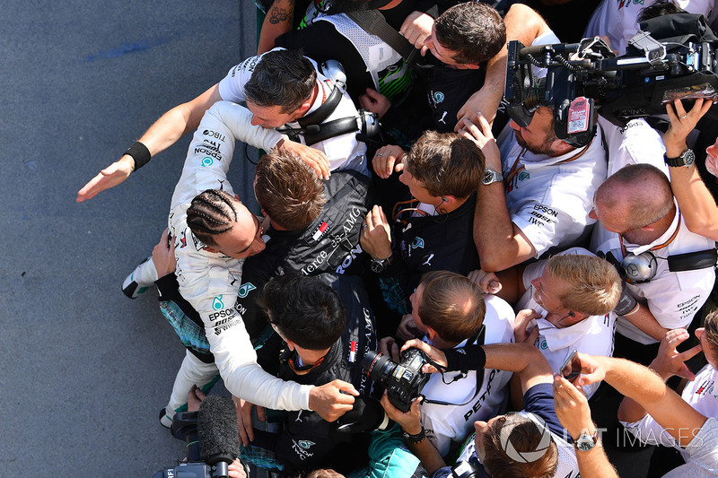 Льюіс Хемілтон, Mercedes-AMG F1