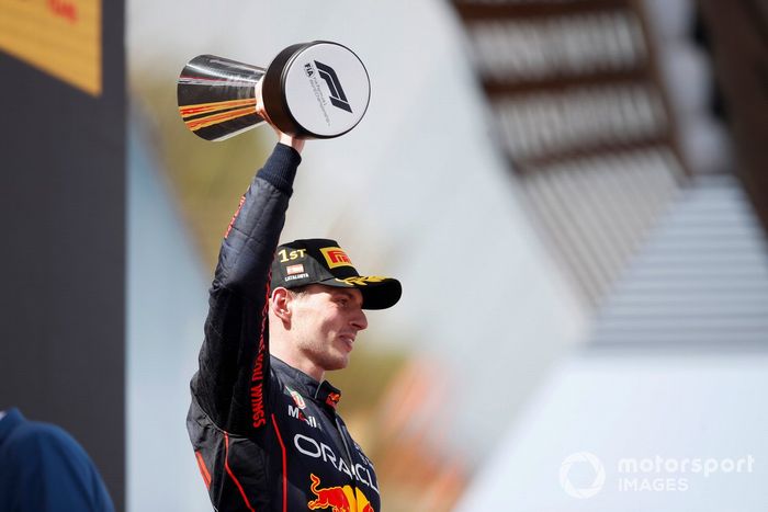 Podio: ganador Max Verstappen, Red Bull Racing