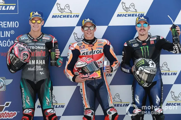 Ganador de la Pole Marc Márquez, Repsol Honda Team, segundo clasificado Fabio Quartararo, Petronas Yamaha SRT, tercer clasificado Maverick Viñales, Yamaha Factory Racing