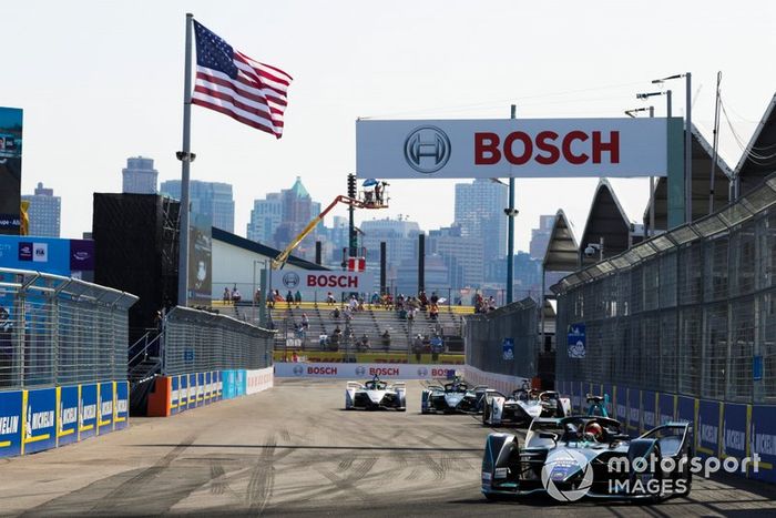 Stoffel Vandoorne, HWA Racelab, VFE-05 Jose Maria Lopez, Dragon Racing, Penske EV-3, Gary Paffett, HWA Racelab, VFE-05 