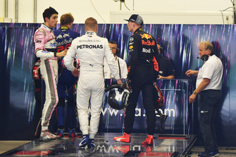 Max Verstappen, Red Bull Racing en Esteban Ocon, Racing Point Force India opstootje