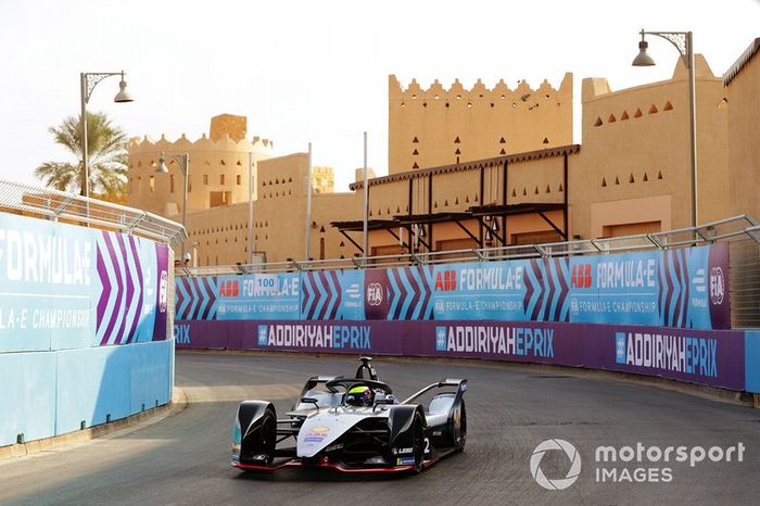 Oliver Rowland, Nissan e.Dams, Nissan IMO1