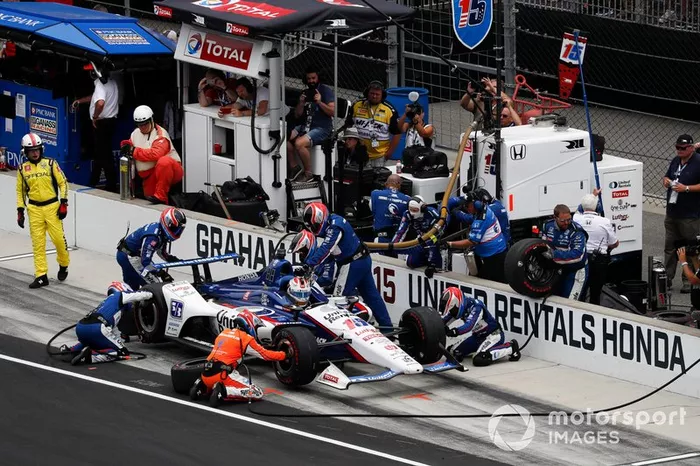 Graham Rahal, Rahal Letterman Lanigan Racing Honda, pit stop