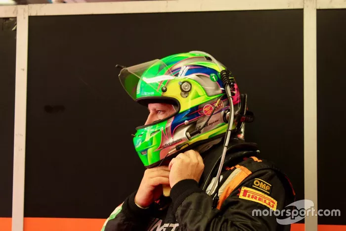 Luca Magnoni, Nova Race