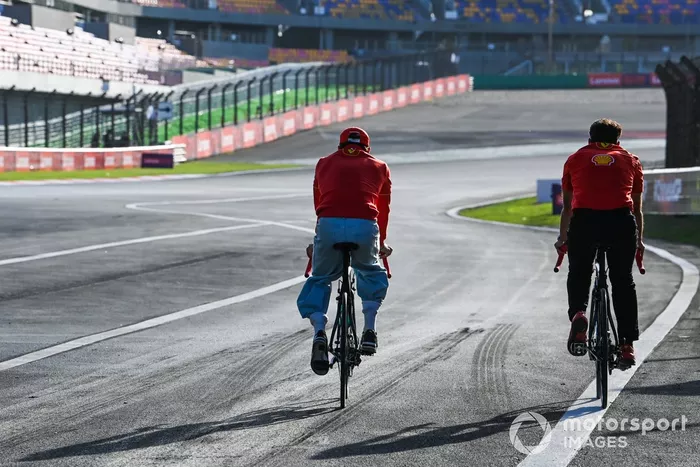 Charles Leclerc, Scuderia Ferrari, cycles de la piste