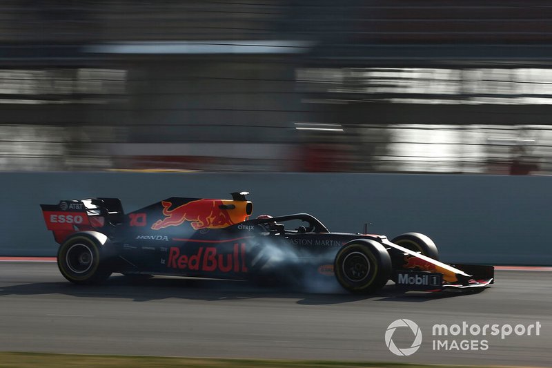 Pierre Gasly, Red Bull Racing RB15 bloque une roue