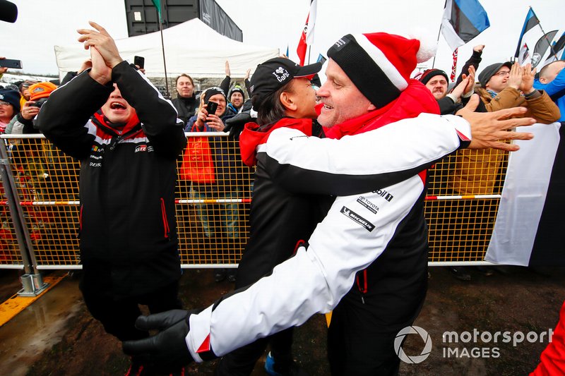 Shigeki Tomoyama, President, GAZOO Racing Company, Ott Tänak, Martin Järveoja, Toyota Gazoo Racing WRT Toyota Yaris WRC