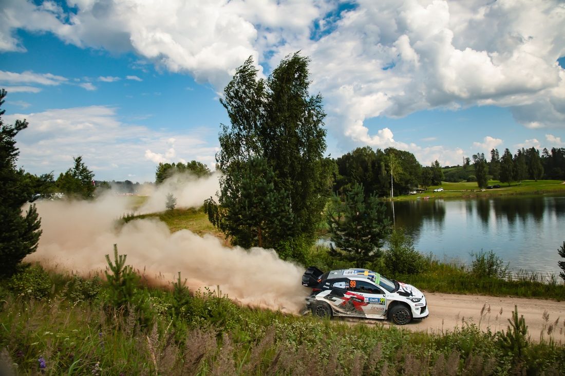 Oliver Solberg, Elliott Edmondson, Toyota Gazoo Racing WRT Toyota GR Yaris Rally1