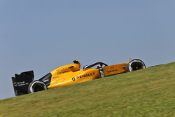 Jolyon Palmer, Renault Sport F1 Team RS16 mit dem Halo-Cockpitschutz