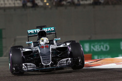 Льюис Хэмилтон, Mercedes AMG F1 W07 Hybrid
