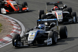 Ralf Aron, Hitech Grand Prix, Dallara F317 - Mercedes-Benz