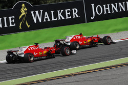 Sebastian Vettel, Ferrari SF70H en Kimi Raikkonen, Ferrari SF70H