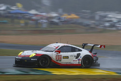 #911 Porsche Team North America Porsche 911 RSR: Patrick Pilet, Dirk Werner, Nick Tandy