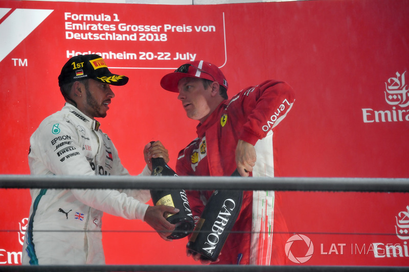 Льюіс Хемілтон, Mercedes-AMG F1 та Кімі Райкконен, Ferrari