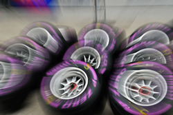 Pirelli lastikleri