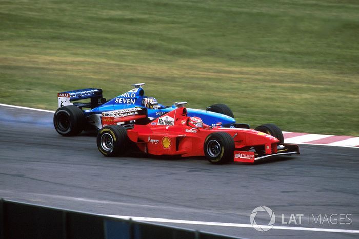 Alex Wurz, Benetton Playlife B198, Eddie Irvine, Ferrari F300