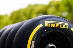 Pirelli tyres