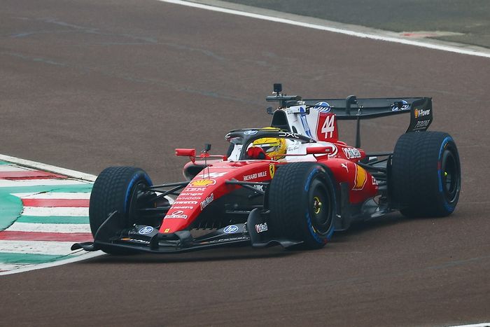 Lewis Hamilton, Ferrari SF-26