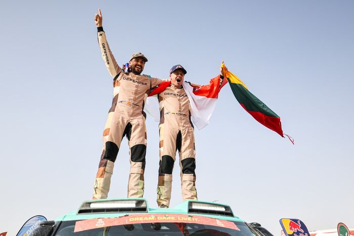 #502 Defender Rally Defender: Rokas Baciuska, Oriol Vidal