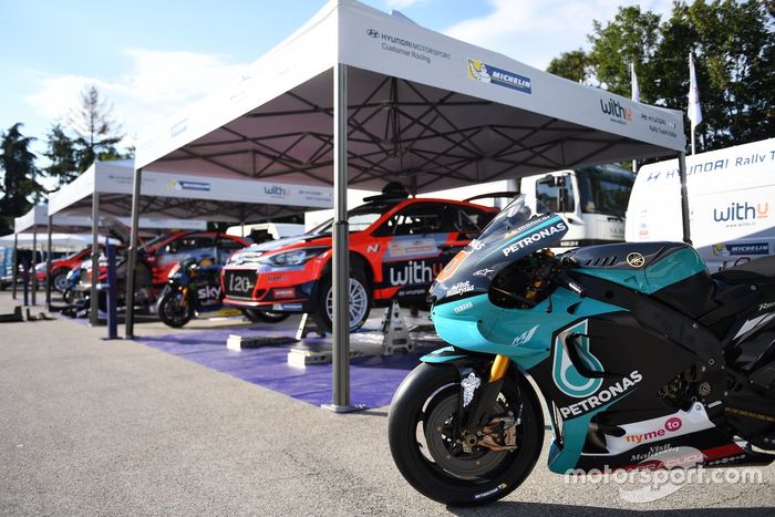  Hyundai I20 R5, la moto de Fabio Quartararo, Yamaha Petronas