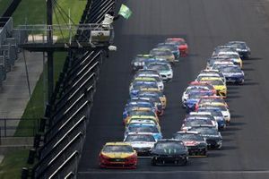 Joey Logano, Team Penske, Ford Mustang, Kurt Busch, Chip Ganassi Racing, Chevrolet Camaro