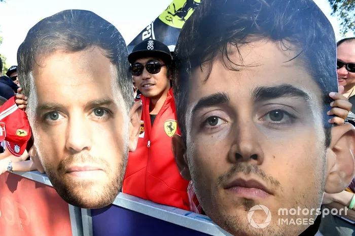 I tifosi con la maschera di Sebastian Vettel, Ferrari e Charles Leclerc, Ferrari 