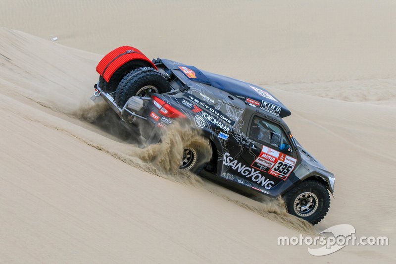 #335 Ssangyong: Oscar Fuertes, Diego Vallejo