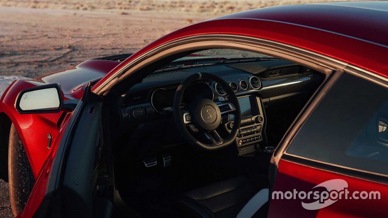 Ford Shelby GT500 2020 року