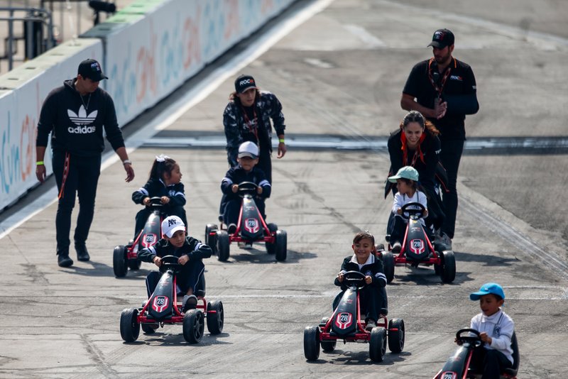 Carreras de karts para niños