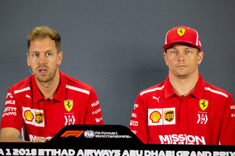 Sebastian Vettel, Ferrari ve Kimi Raikkonen, Ferrari basın toplantısında