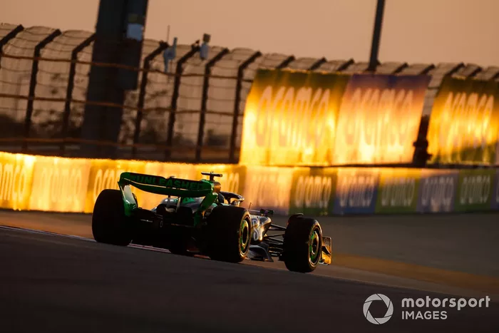 Zhou Guanyu, Kick Sauber C44