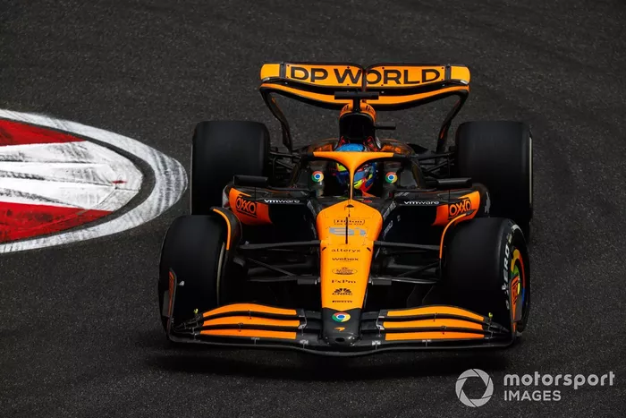 Oscar Piastri, McLaren MCL38