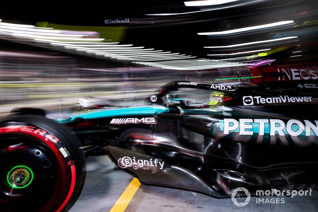 Lewis Hamilton, Mercedes F1 W15