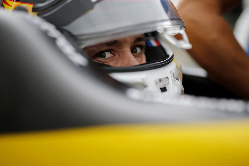 Sacha Fenestraz, Carlin Dallara F317 - Volkswagen