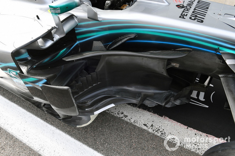 Mercedes-AMG F1 W09 bargeboards