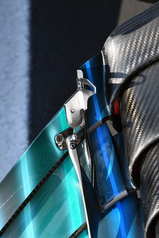 Mercedes AMG F1 W09 detalle del alerón delantero