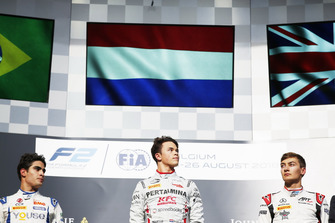 Sergio Sette Camara, Carlin Nyck De Vries, PREMA Racing en George Russell, ART Grand Prix