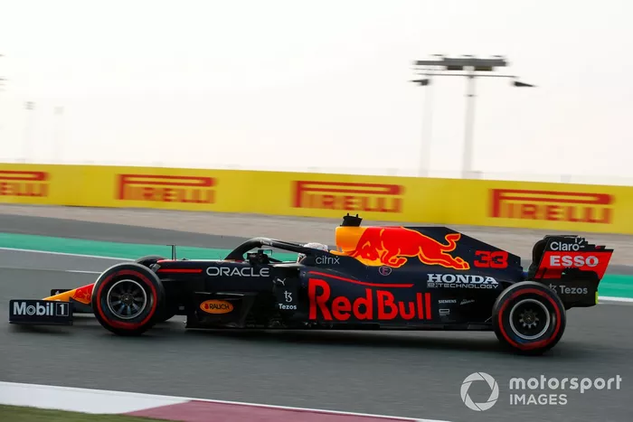 Max Verstappen, Red Bull Racing RB16B 