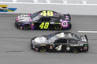 Jimmie Johnson, Hendrick Motorsports, Chevrolet Camaro Ally, Kevin Harvick, Stewart-Haas Racing, Ford Mustang Busch Beer Car2Can