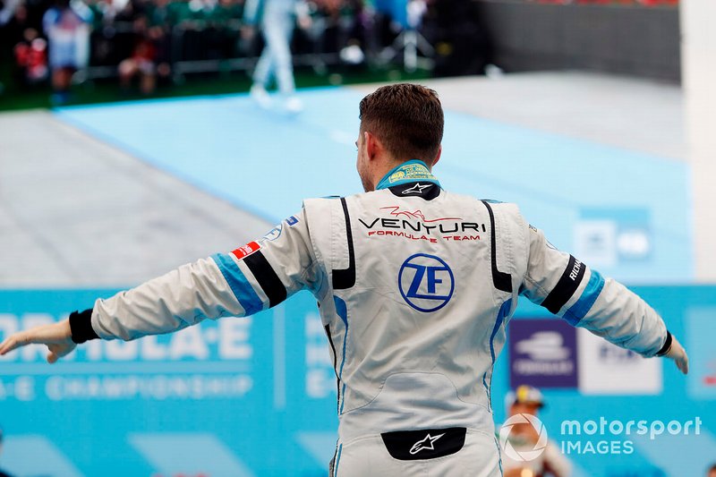 Edoardo Mortara, Venturi Formula E, 2nd position, approaches the podium