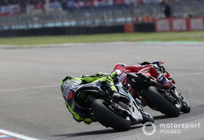 Andrea Dovizioso, Ducati Team, Valentino Rossi, Yamaha Factory Racing