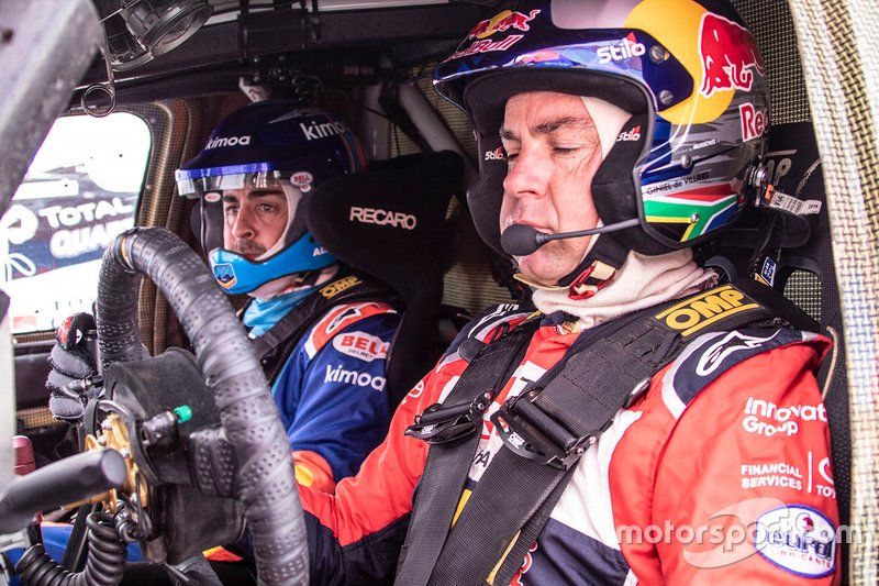 301# Toyota Gazoo Racing Toyota Hilux: Fernando Alonso, Giniel de Villiers