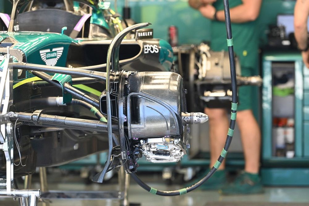 Aston Martin AMR23 detalle del tambor de freno