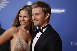 Campeón Mundial de Fórmula 1 Nico Rosberg y esposa Vivian