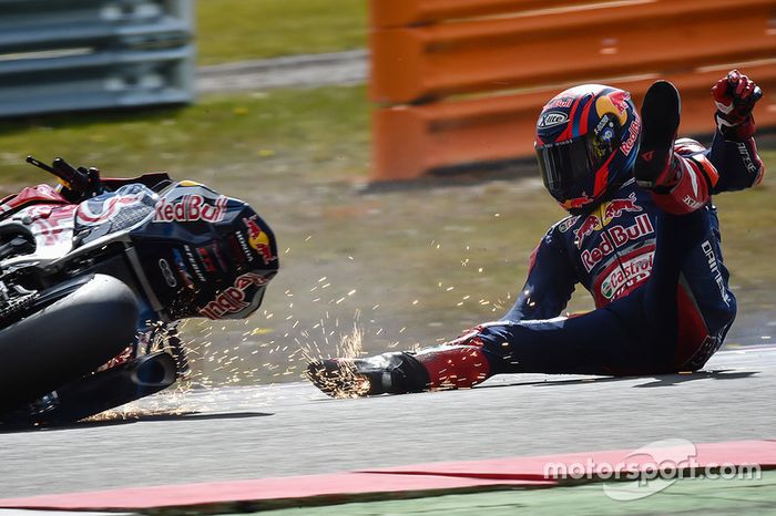 Choque de Stefan Bradl, Honda World Superbike Team