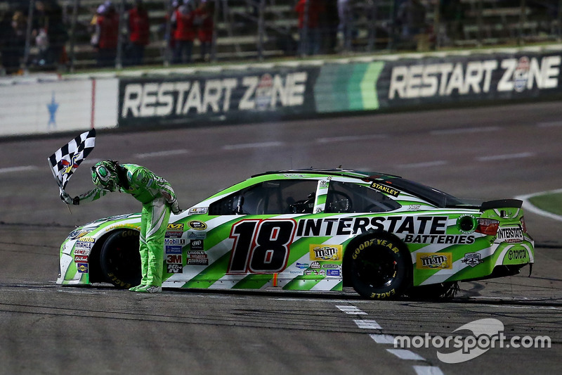 Race winner, Kyle Busch, Joe Gibbs Racing Toyota