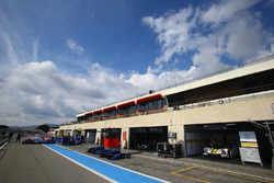 Paul Ricard, піт-лейн
