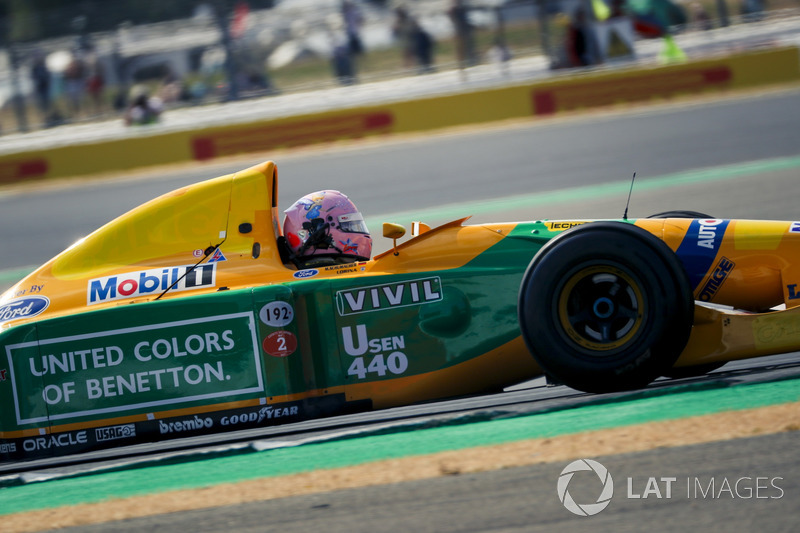 Benetton Ford B193B en el desfile del 70 aniversario de Silverstone
