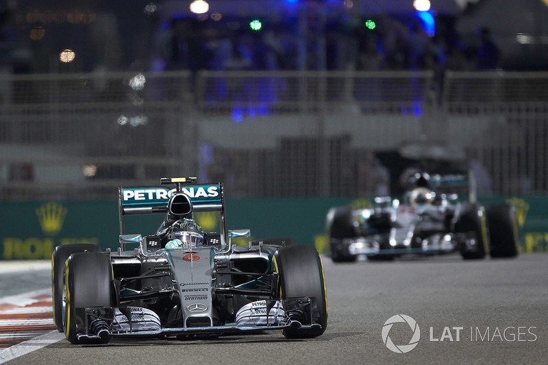 Nico Rosberg, Mercedes F1 W06, leads Lewis Hamilton, Mercedes F1 W06