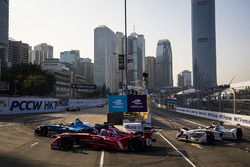 Sébastien Buemi, Renault e.Dams leads Jerome D'Ambrosio, Dragon Racing and Neel Jani, Dragon Racing